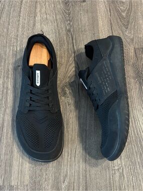 Airhas Zero Drop Barefoot Black Knit Lace-Up Sneakers Wide Toe Mens size 11